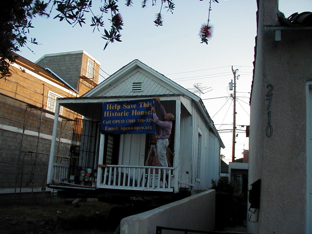 Preparing the shotgun house for its first move.