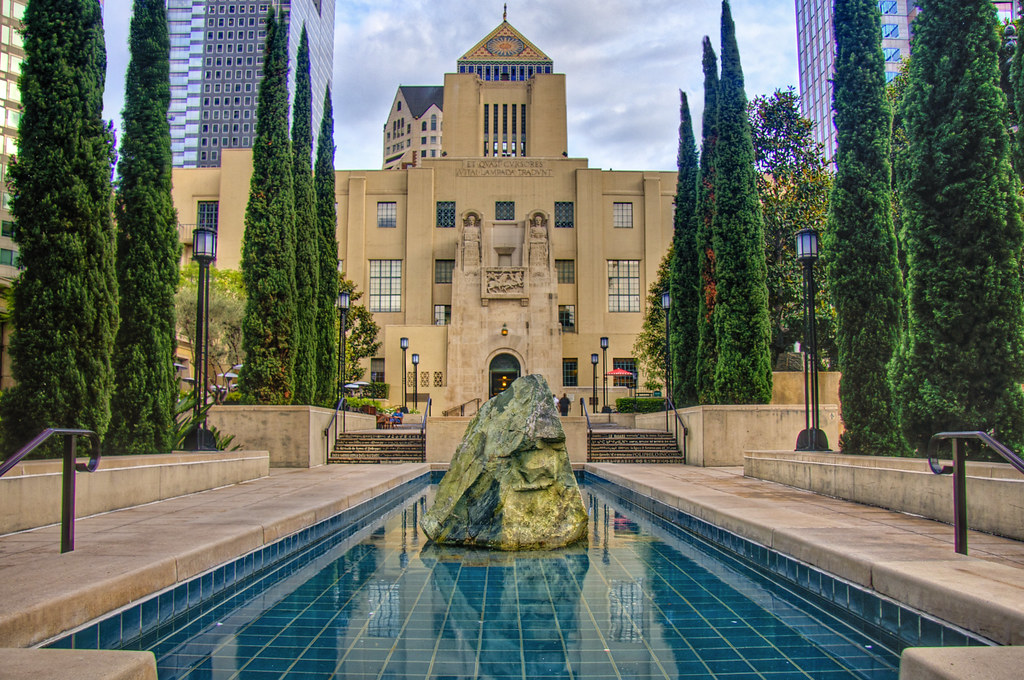 Presentation The Architecture of Los Angeles Central Library Santa