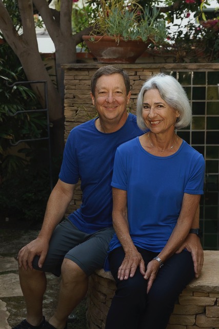 Alec Nedelman (left) and Libby Pachares (right) in matching blue t-shirts.