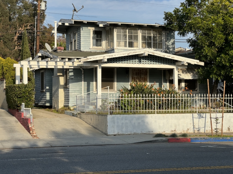 1921 20th Street, Unfried House – October 27